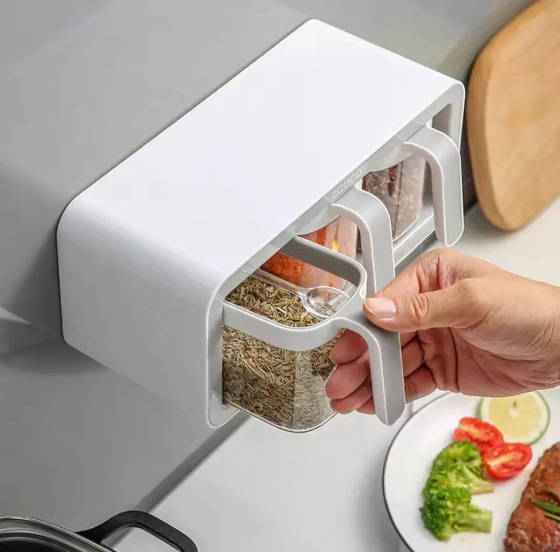 Wall Mounted Spice Rack With Spoons, Multifunctional Spice Storage Condiment Storage Rack